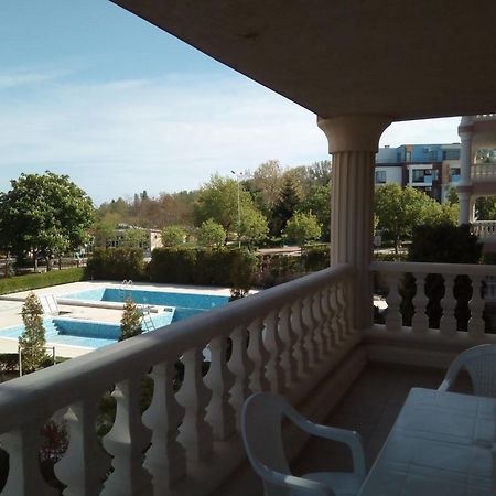 Byala Palace Apartments Экстерьер фото