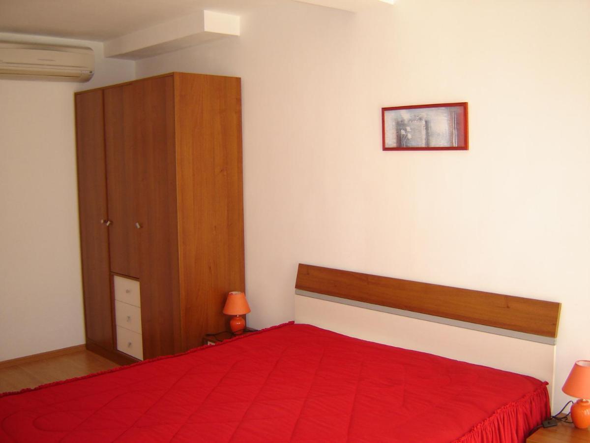 Byala Palace Apartments Экстерьер фото